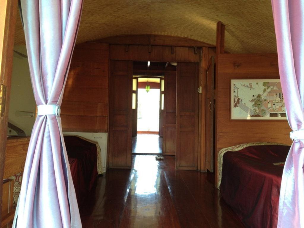 Ayothaya Riverside House Αγιουτάγια Δωμάτιο φωτογραφία